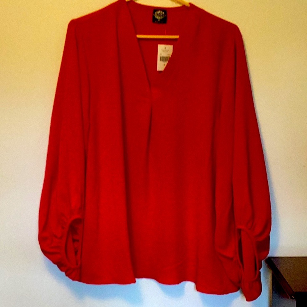 CALSTYLE M Women’s Red Long Sleeve Boxy Blouse